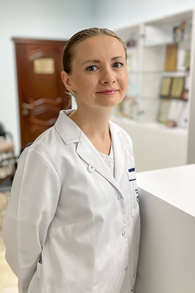 Врач отделения оториноларингологии и микрохирургии уха